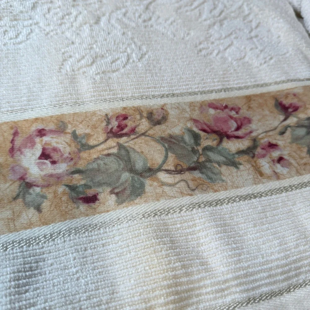 NEW Croscill Floral Rose Ivory Cotton Towel Set 6pc Bath Hand Washcloth Damask